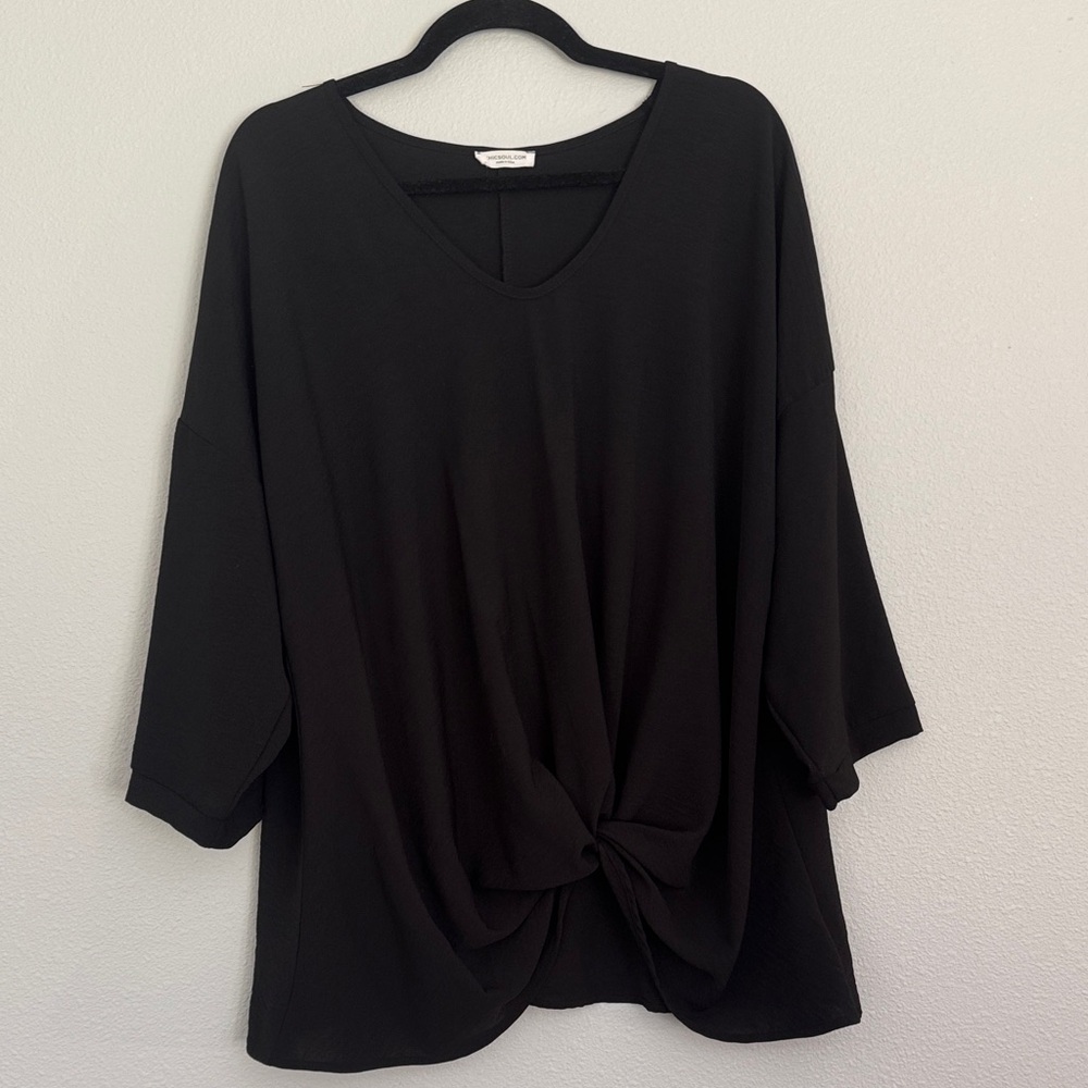 Chic Soul 2X Black V-Neck Women's Top